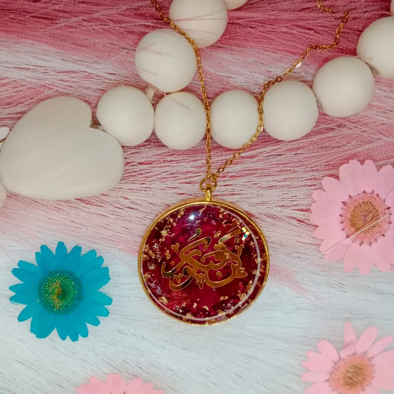 Elegant Kun-Faya-Kun Real Rose Crushed Resin Pendant